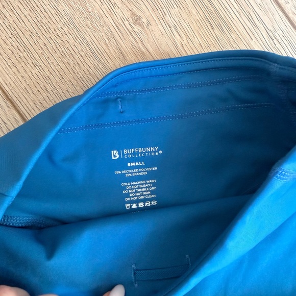 BuffBunny Vibrant Blue Leggings- designed for running - Picture 6 of 12